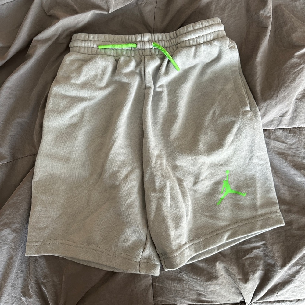 Nike Air Jordan Boys Medium Gray and Green Athletic Shorts